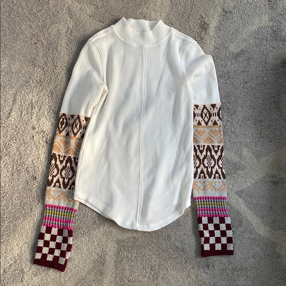 Patterned Sleeve White Top